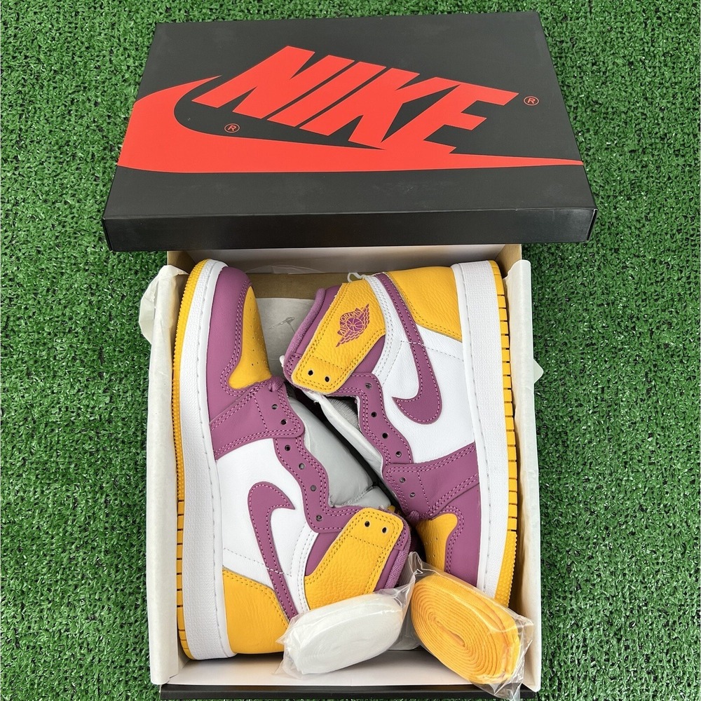 Nike Air Jordan 1 Retro High OG Brotherhood New 555088-706 Size 5y / Womens 7.5